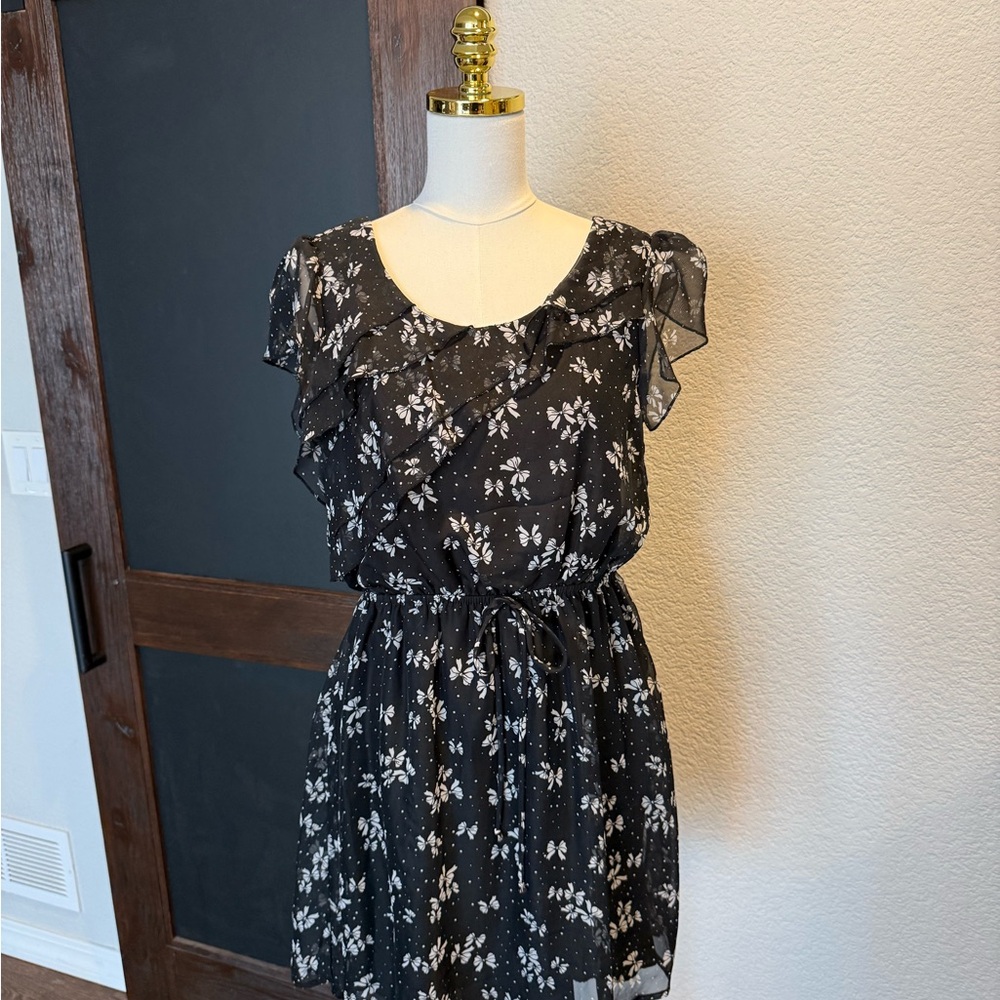 Chic Black Floral Mini Dress